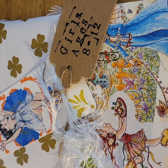 Girls Blind Book ages 8-12 - Picture 2 of 4